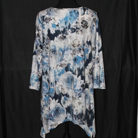Catherines Floral Tunic Style Womens Top - Picture 4 of 11